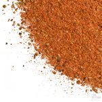Finmalt fajitas-krydder spredt utover, rik på varme smaker av chili, paprika og spisskummen.