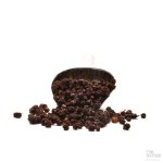 Tørkede røde rips dandert i sirkel på hvit bakgrunn.