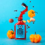 Crazy Bastard Scotch Bonnet & Caribbean Spices hot sauce 100 ml glassflaske med blå etikett